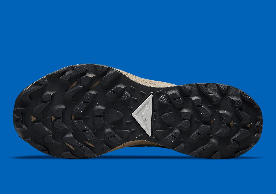 A Third Nike SB Dunk Low "ACG Terra" Style Appears Dm6161 010 1