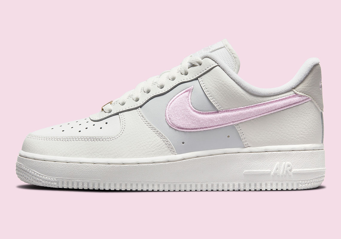 white air force ones with pink swoosh