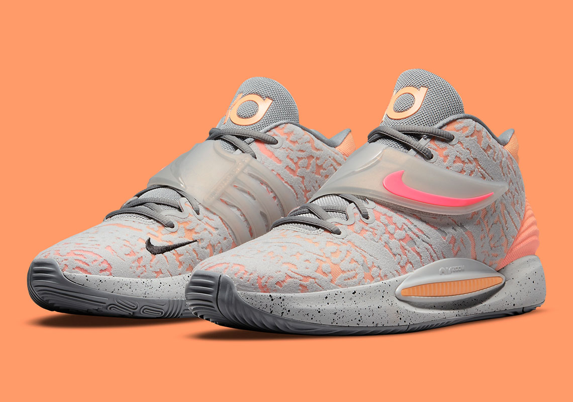 The Nike KD 14 "Sunset" Recalls His Epic 66 Point Explosion At The Rucker
