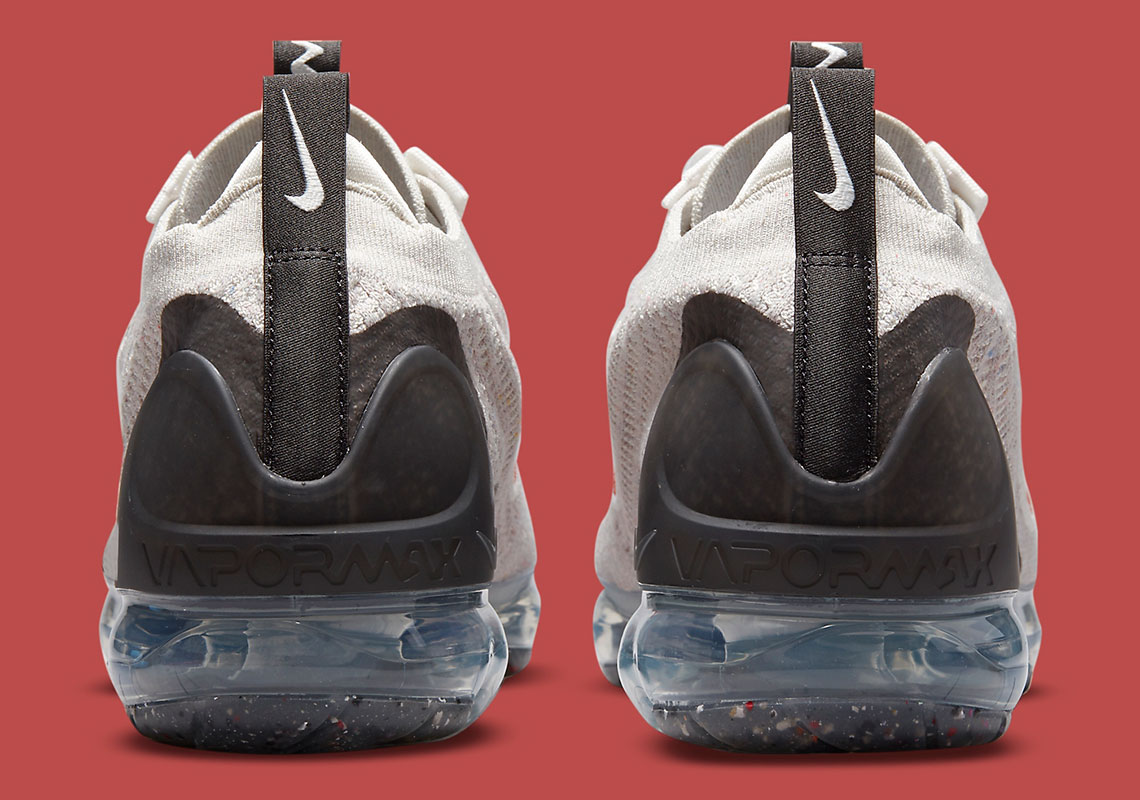 vapormax 2021 light bone