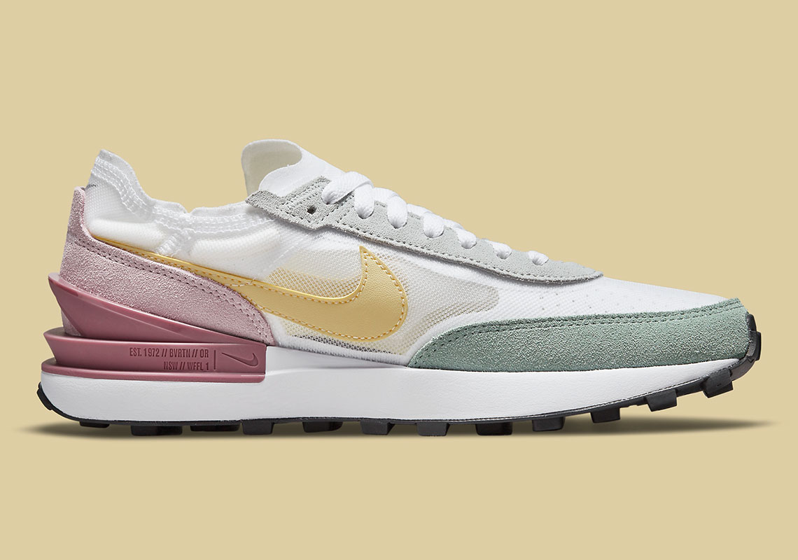 nike waffle one trainers white lemon drop regal pink