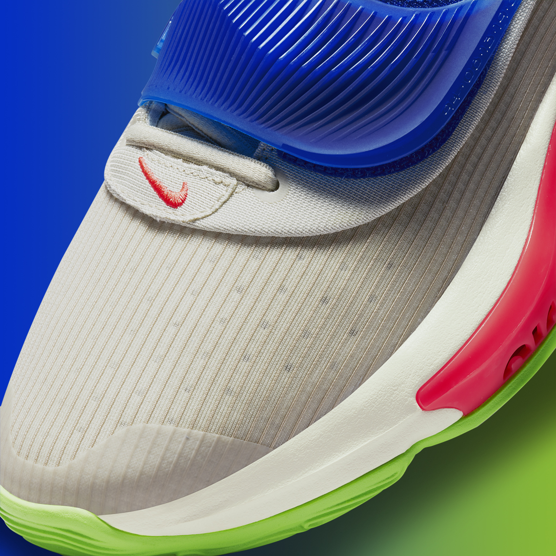 Nike Zoom Freak 3 DA0694-100 Multicolor | SneakerNews.com