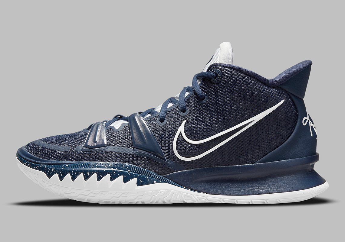 blue kyrie 7