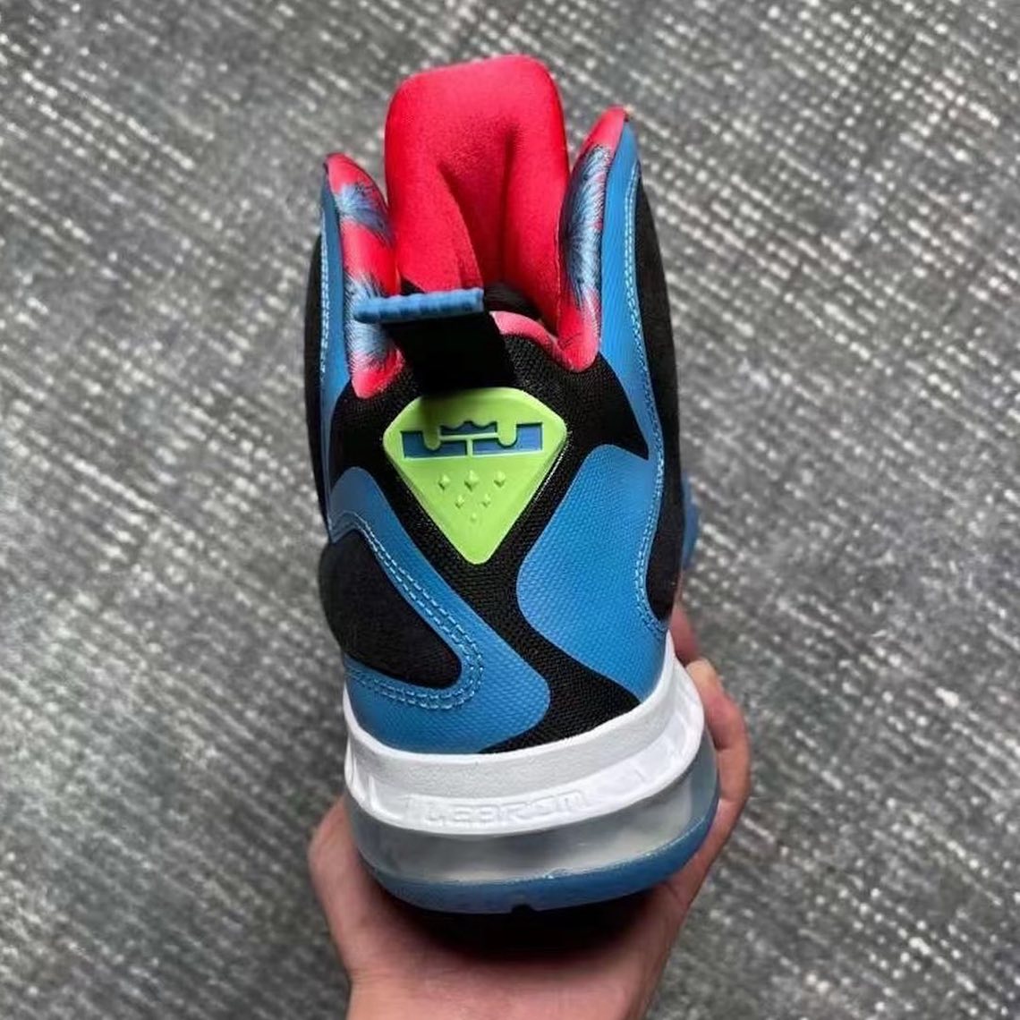 Nike Lebron 9 Retro 2021 5