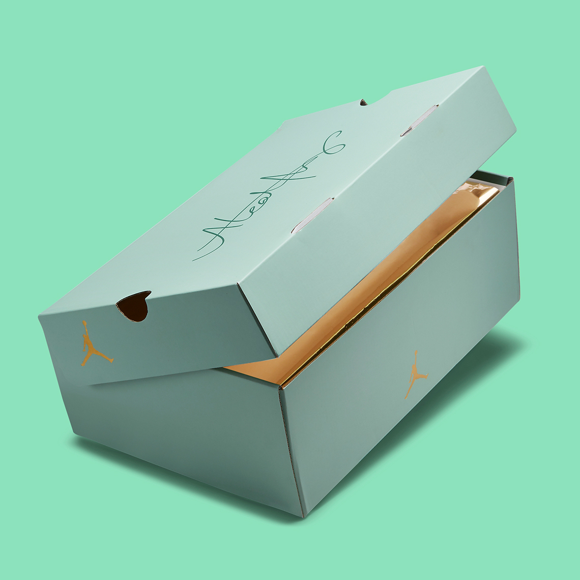 black and gold air jordans 1