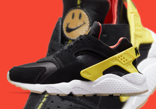 This Nike Air Huarache Reminds You To “Go The Extra Smile”