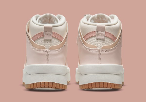 dunk high rebel pink oxford