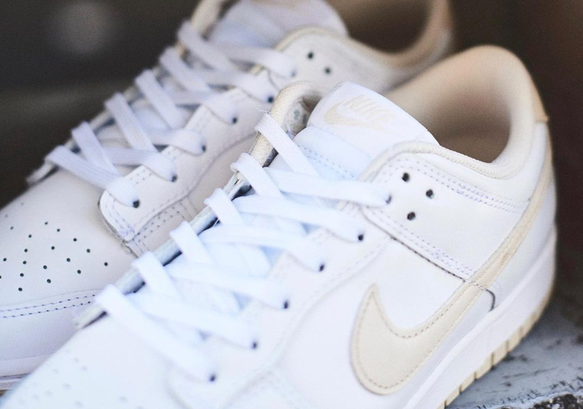 Nike Dunk Low Pearl White