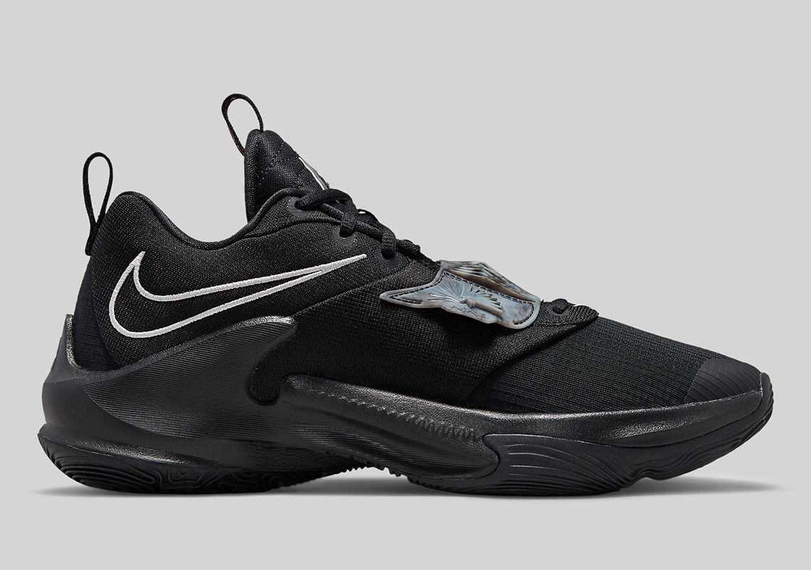 nike zoom freak 3 black