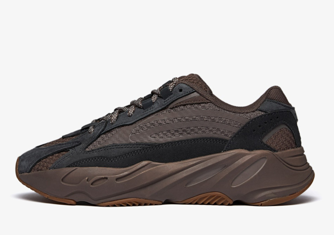 adidas YEEZY BOOST 700 V2 Mauve GZ0724 | SneakerNews.com