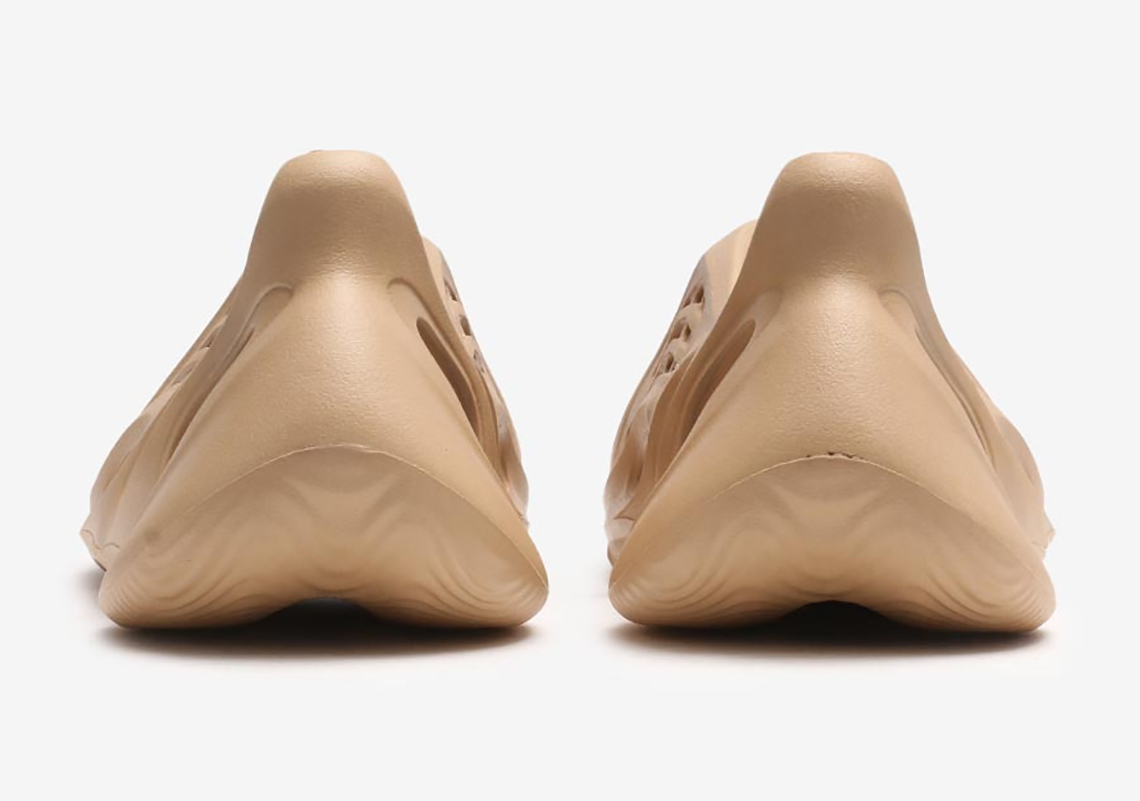 adidas YEEZY FOAM RUNNER Ochre GW3354 | SneakerNews.com