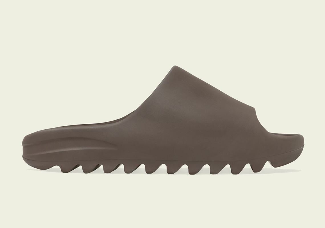 adidas Yeezy Slides "Soot" Date de sortie GX6141 Crumpe