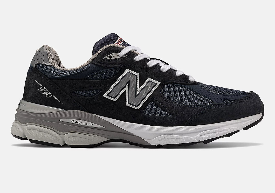 A Navy And Black New Balance 990 Emerges For The Colder Months