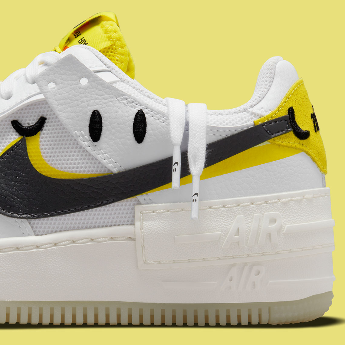 Nike Air Force 1 Shadow Go The Extra Smile DO5872-100 