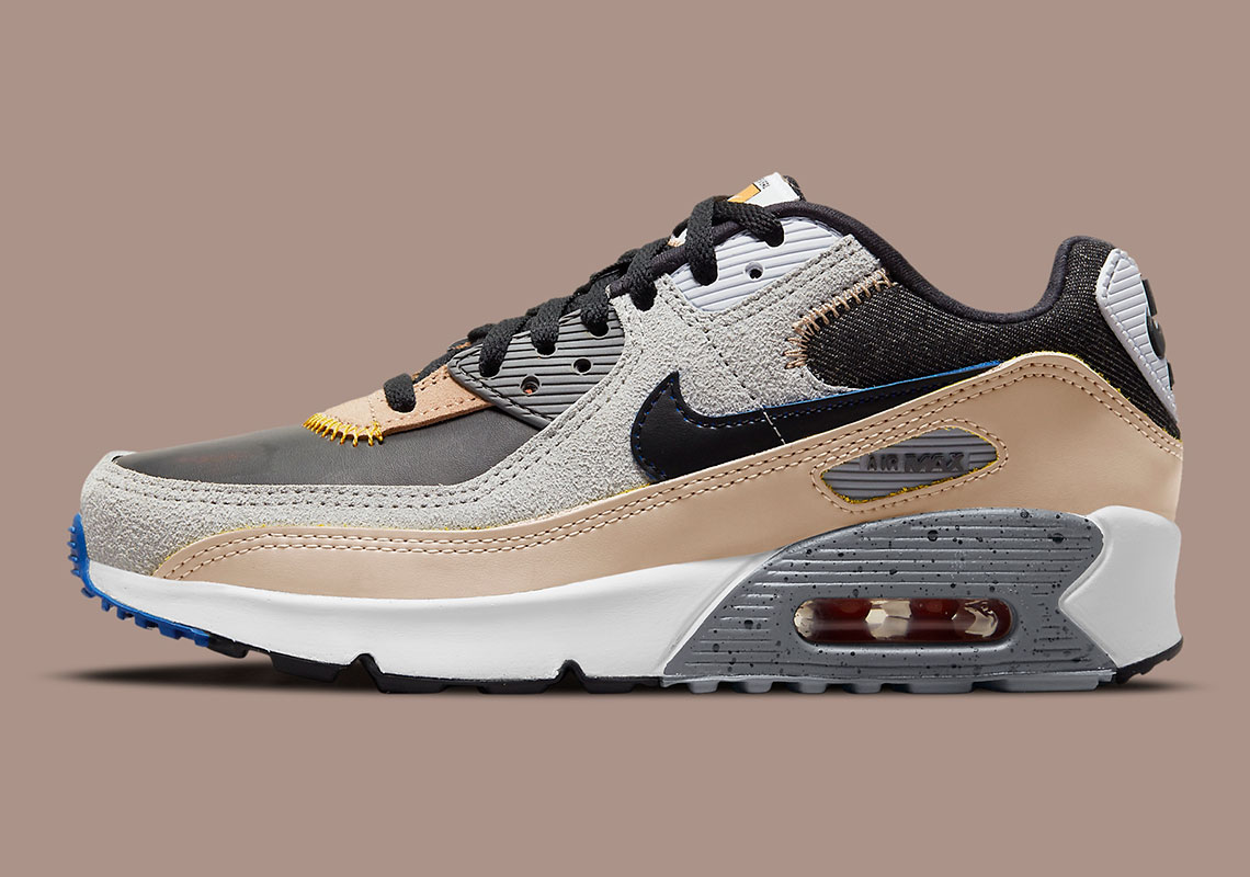 Nike Air Max 90 Alter And Reveal Do6111 001 7