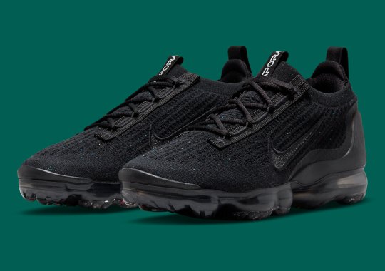 This All-Black Nike Vapormax Flyknit 2021 Sees Subtle Speckles