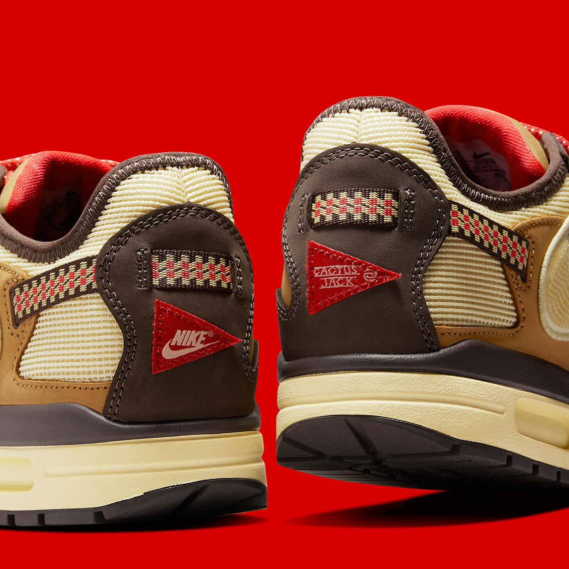 Travis Scott Nike Air Max 1 Official Images Do9392 200 7