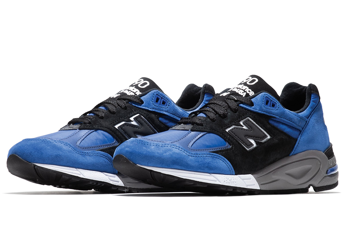 The New Balance 990v2 Plays Around With Black And Blue Color Blocking