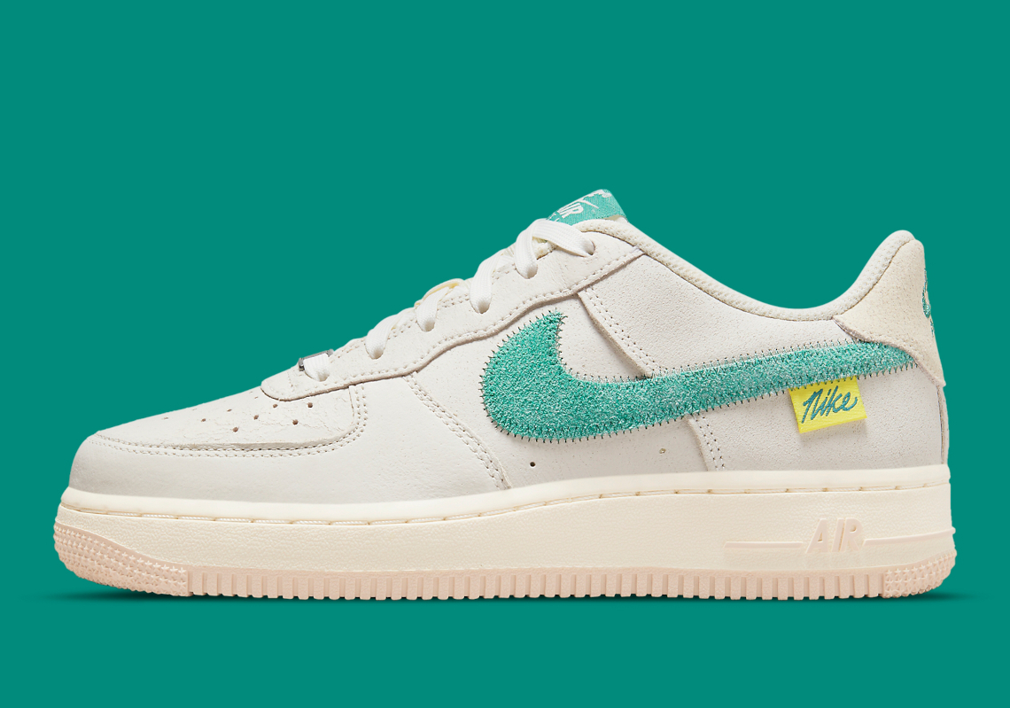 Nike Air Force 1 Low Do5877 100 2