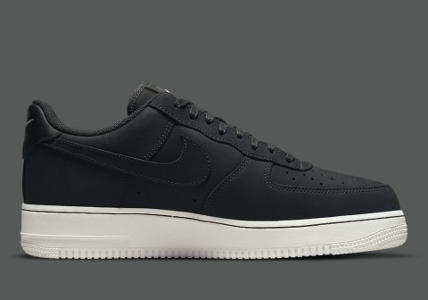 Nike Air Force 1 Low Off Noir DQ8571-001 | SneakerNews.com