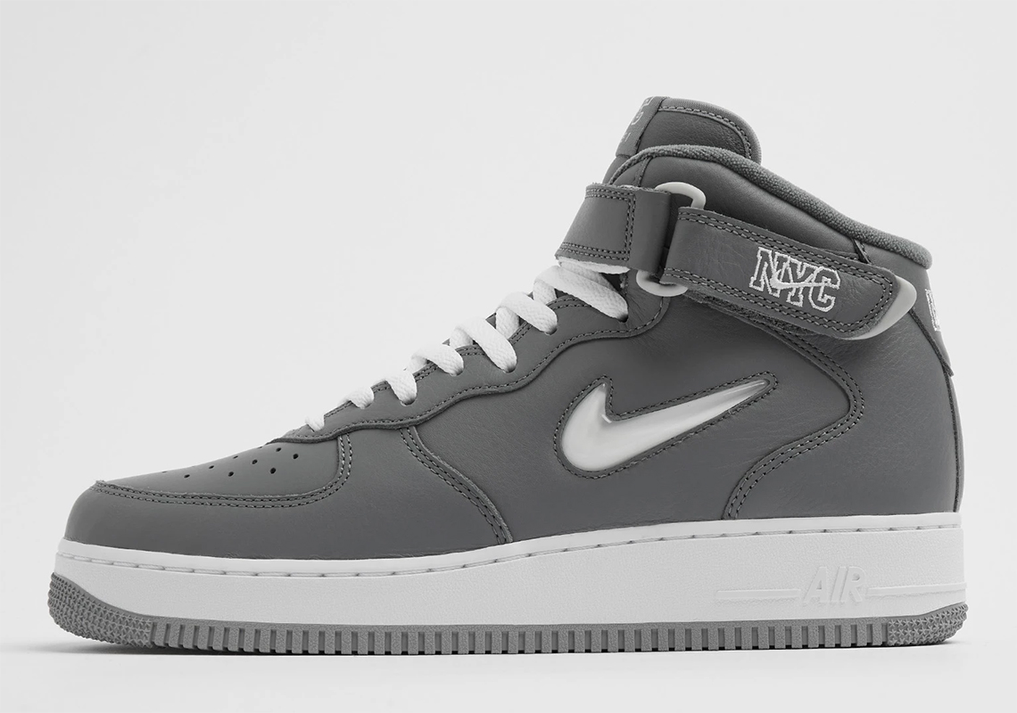 Nike Air Force 1 Mid Nyc Grey Dh5622 001 1