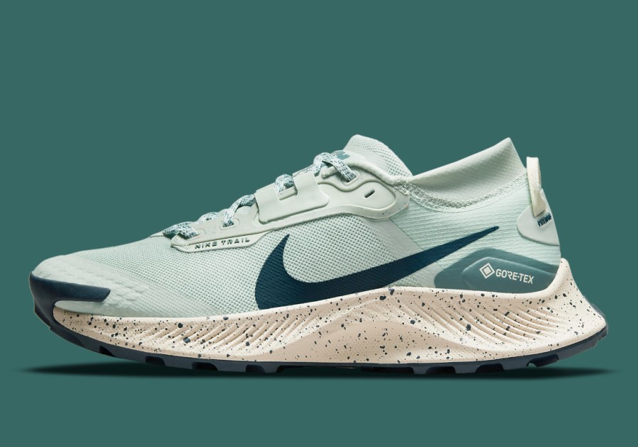 Nike Pegasus Trail 3 GORE-TEX Seafoam DC8794-003 | SneakerNews.com