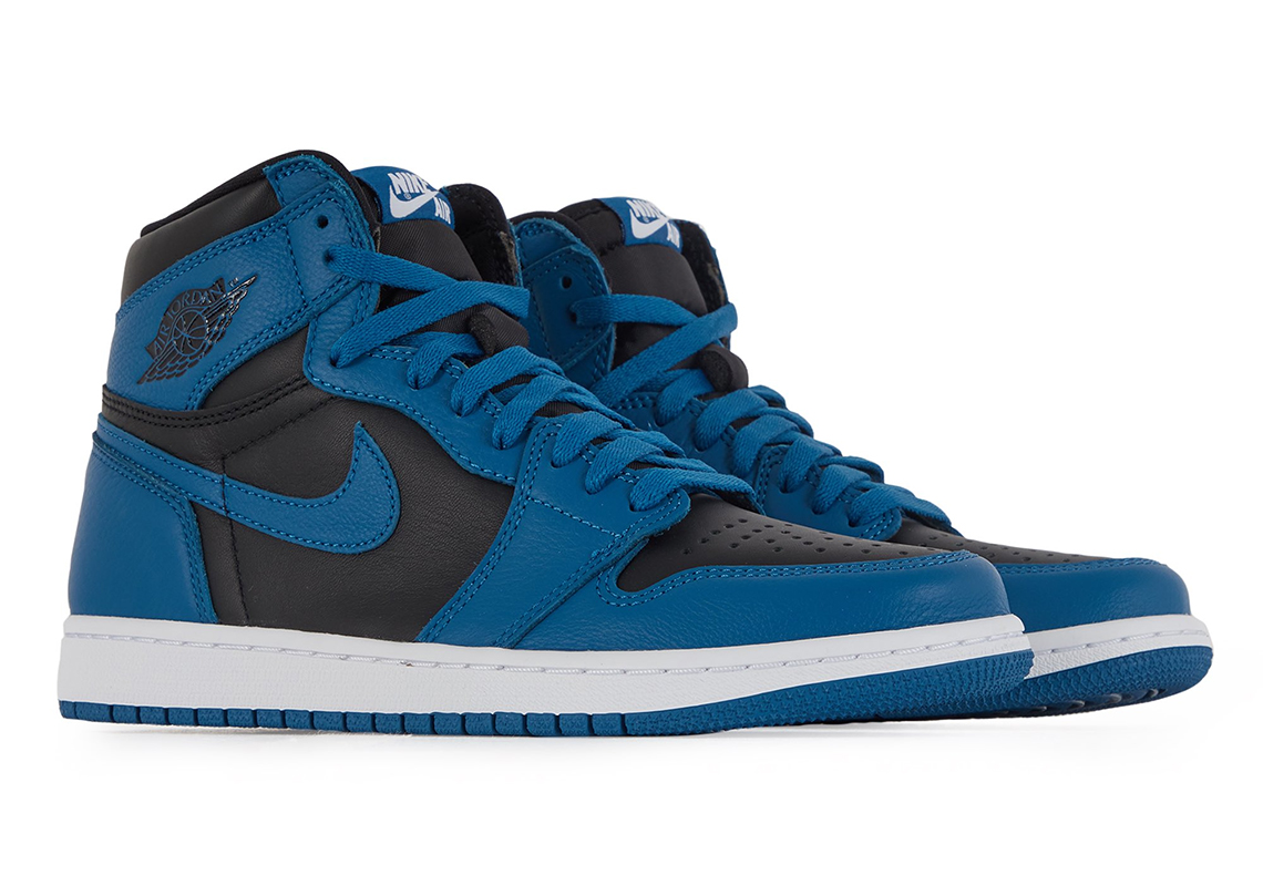 Air Jordan 1 Retro High OG Black Dark Marina Blue 555088-404 |  SneakerNews.com