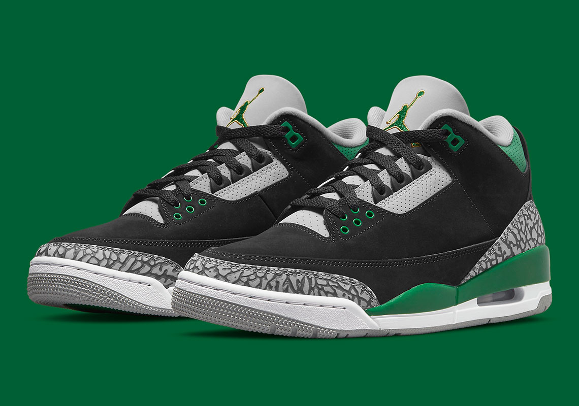 Official Images Of The Air Jordan 3 "Pine Green" In Full Family Sizes