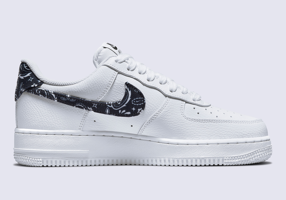 Nike Air Force 1 Low Bandana Paisley DH4406-101 | SneakerNews.como