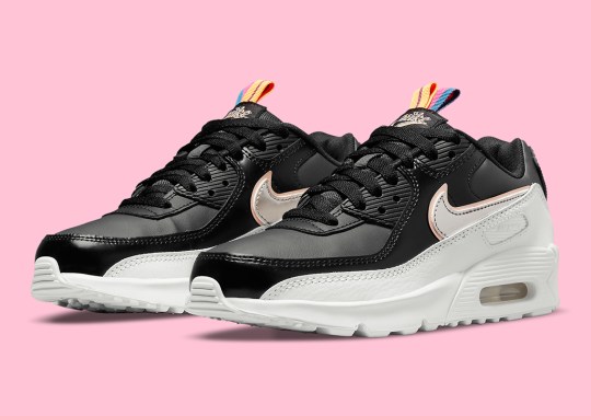 Twin Pull-Tabs Appear On This Girls Nike Air Max 90