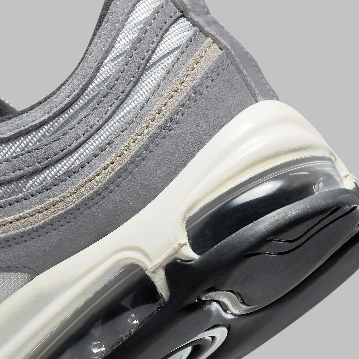 Nike Air Max 97 Smoke Grey Metallic Silver DR0157-001