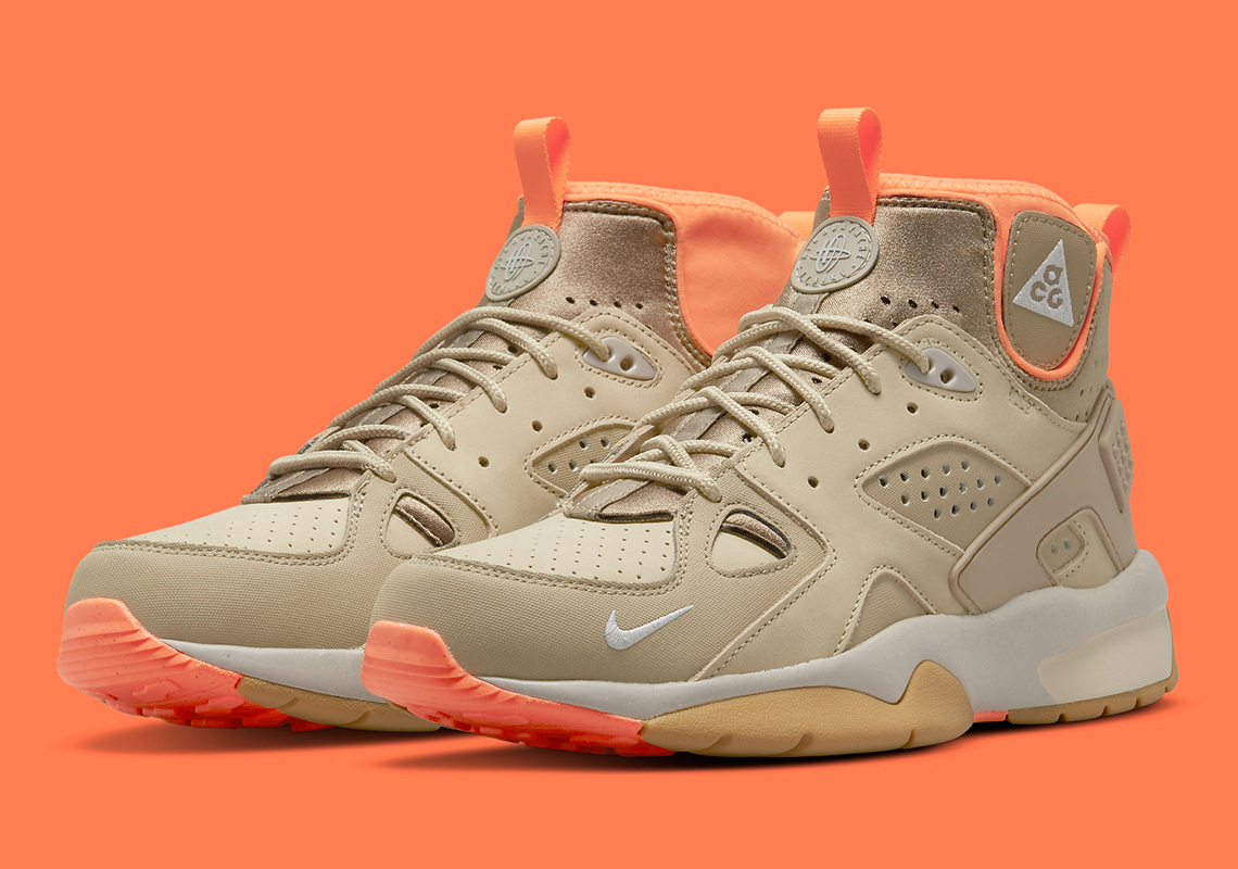 Nike ACG Air Mowabb Limestone Khaki DM8040-200 | SneakerNews.com