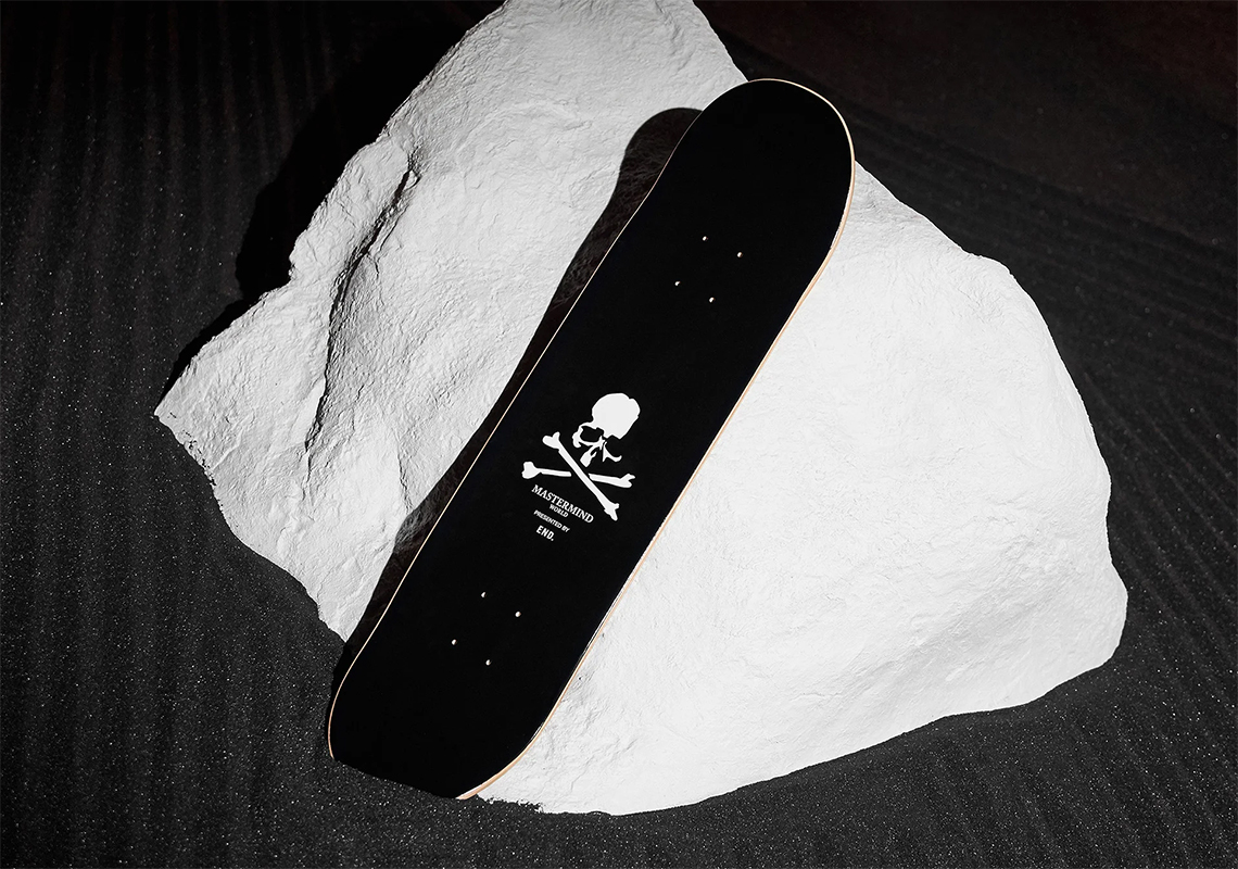 Mastermind End Vans womens Skate Deck