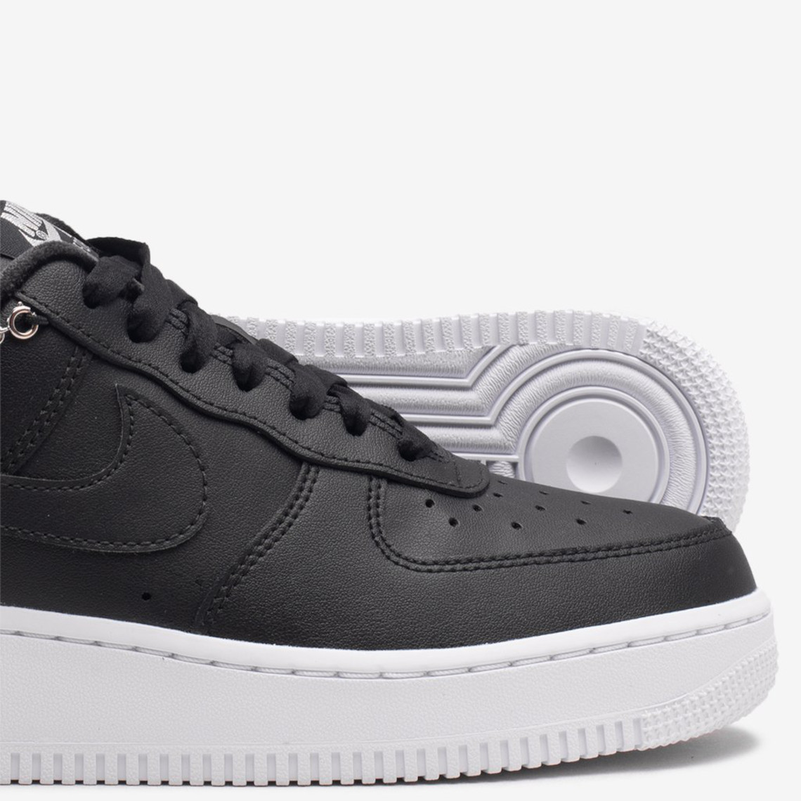 Nike Air Force 1 Low Wmns Dd1525 001 4