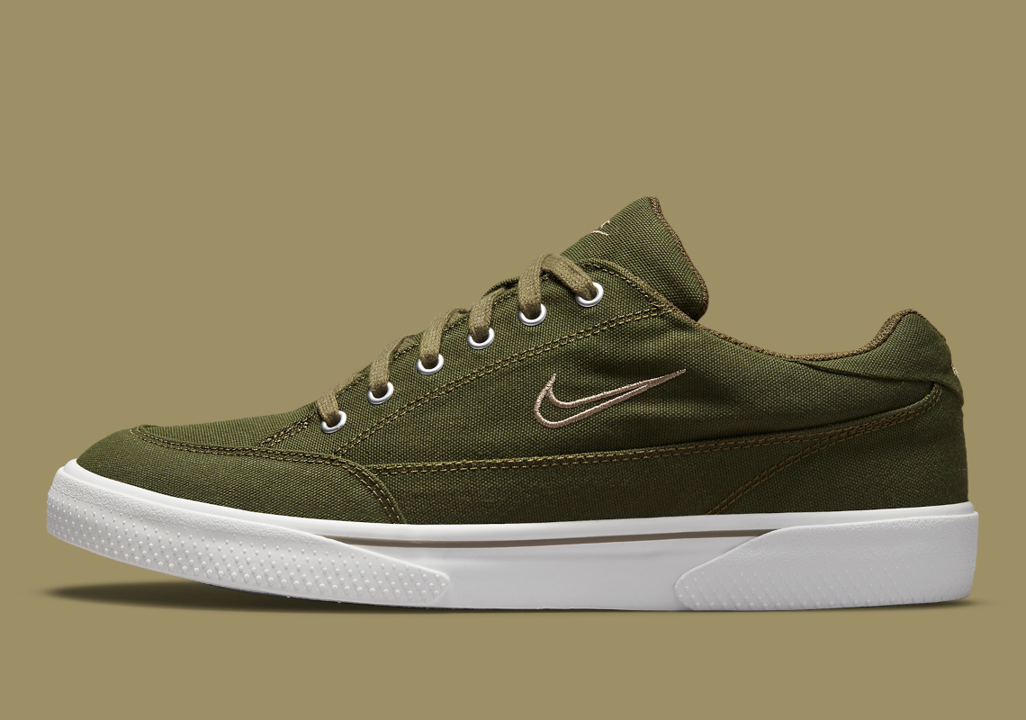 Nike green hot sale olive shoes