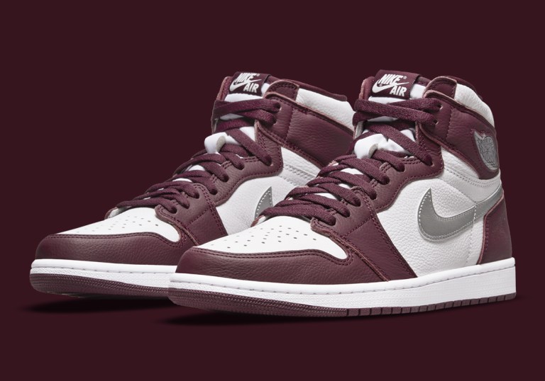 air-jordan-1-retro-high-og-  display picture 1