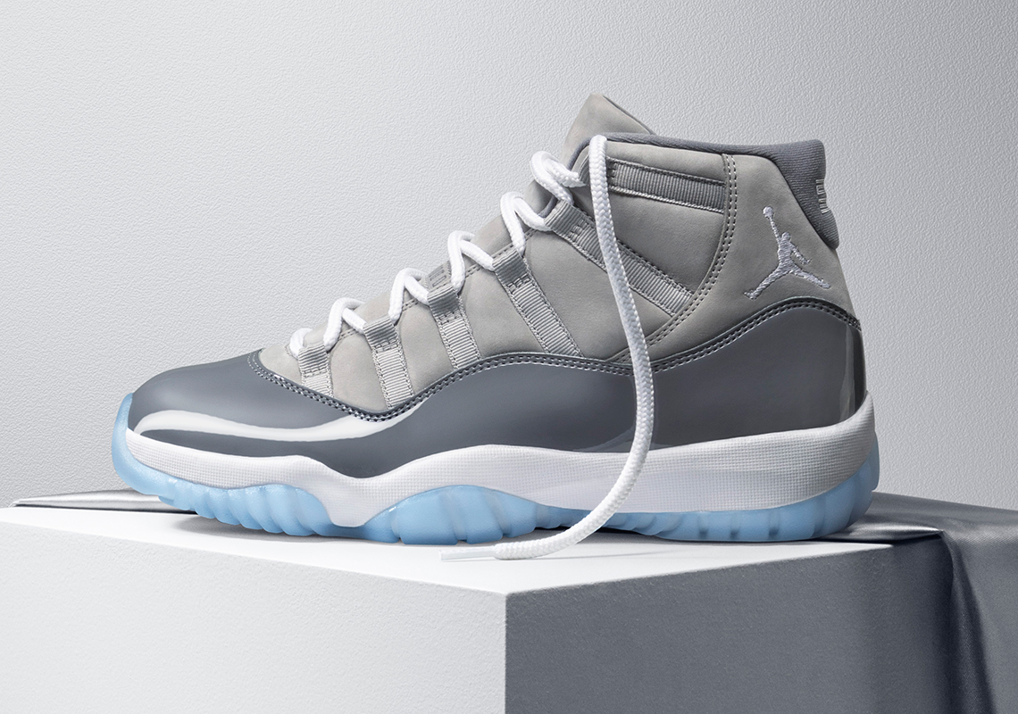 grey and blue jordan 11