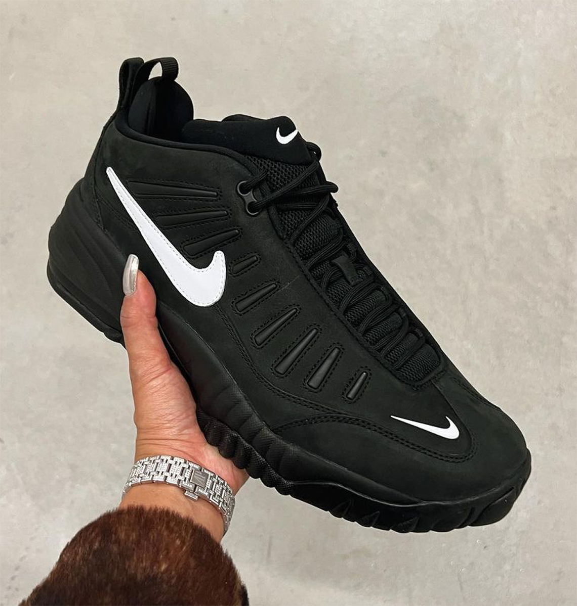 Nike air adjust force. Ambush x Nike Air adjust Force. Найк Амбуш 2022. Nike Ambush x Nike Air adjust.