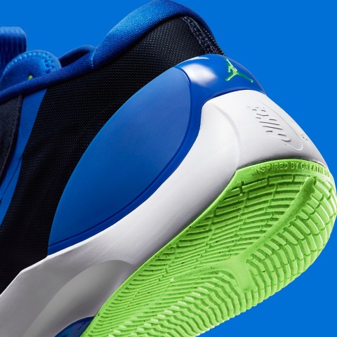 Jordan Zoom Separate Mavericks DH0249-400 | SneakerNews.com