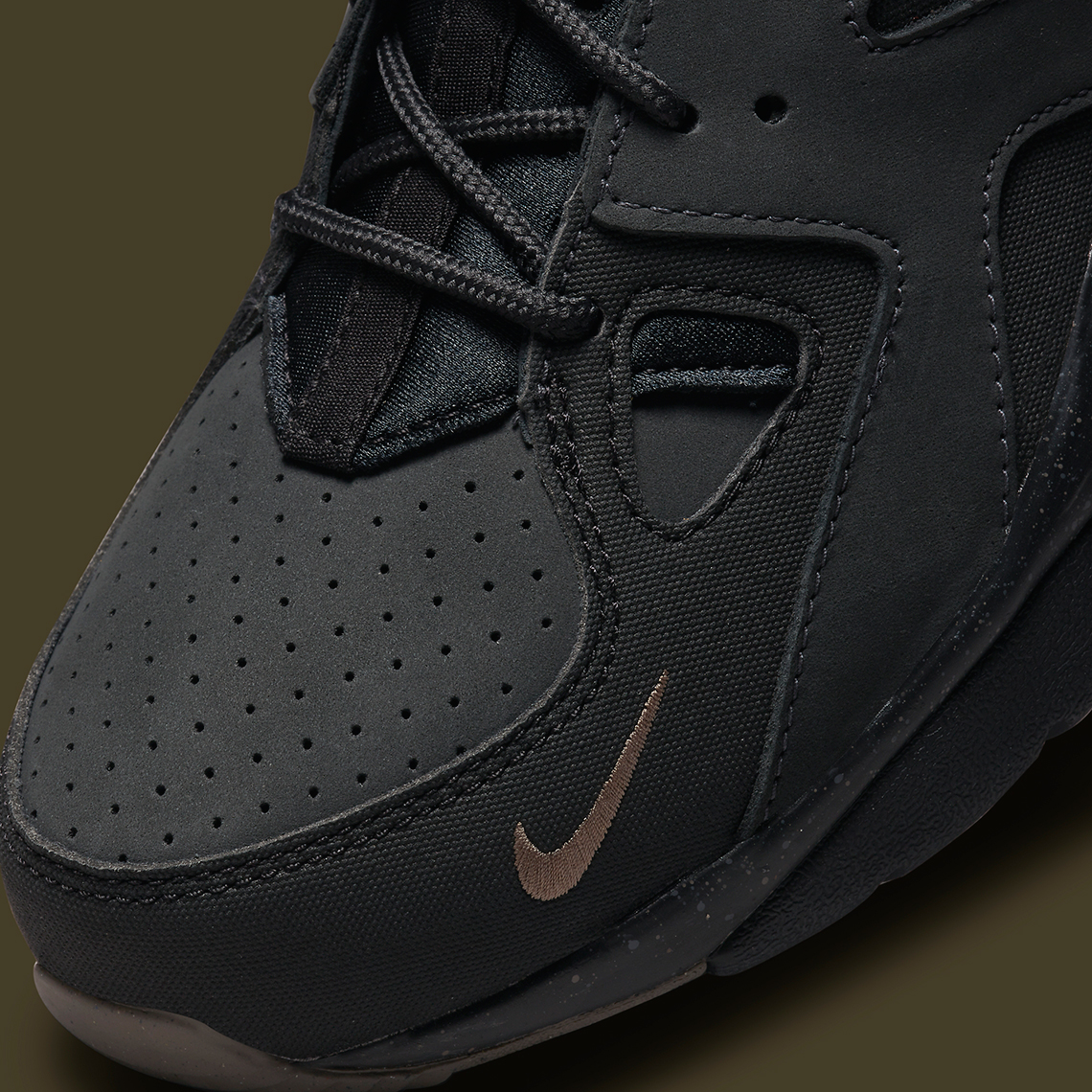Nike ACG Air Mowabb Off Noir Olive Green Black DM0840-001