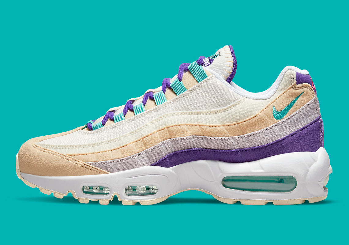 nike air max up trainers in cream and lilac