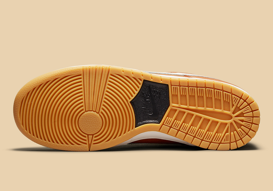 Nike SB Dunk Low Pro Dark Russet Sneakers - Orange for Men