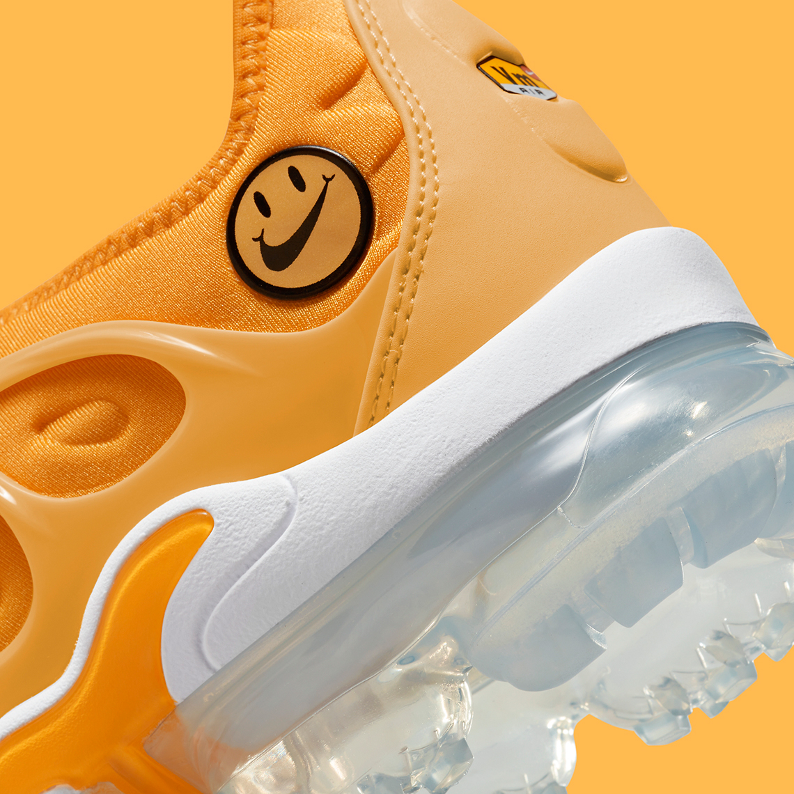 Nike Vapormax Plus Pollen Yellow Strike Team Orange DO5874-700
