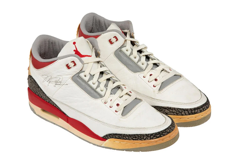07 Most Anticipated 2022 Aj3 Fire Red