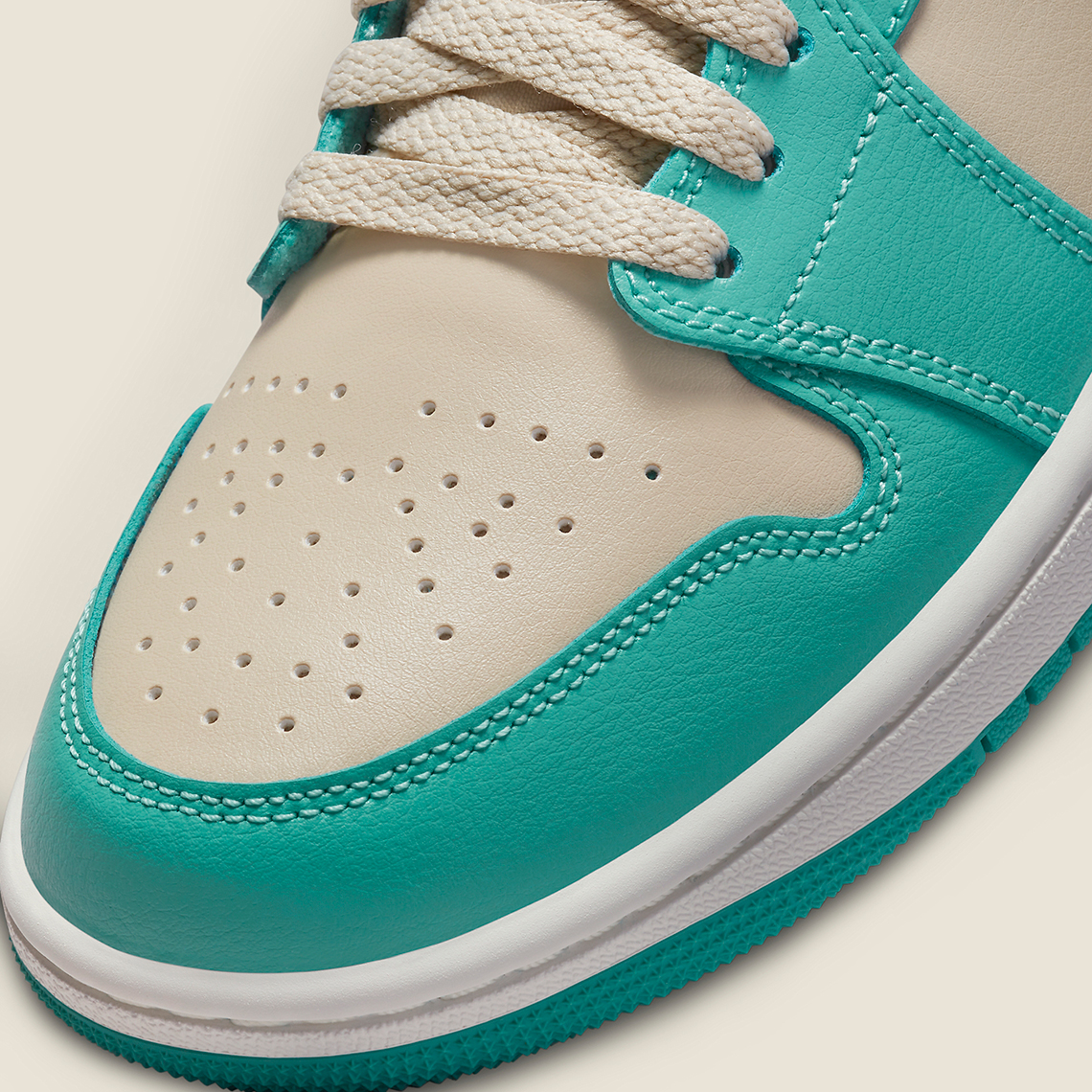 Air Jordan 1 Low Teal Green Beige DC0774-131 | SneakerNews.com