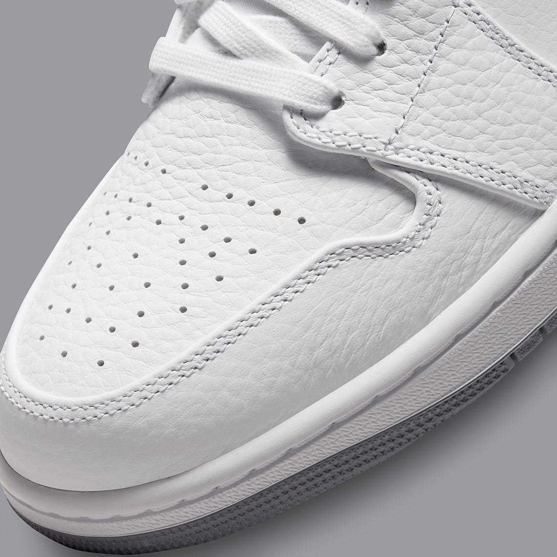 jordan aj 1 mid paris