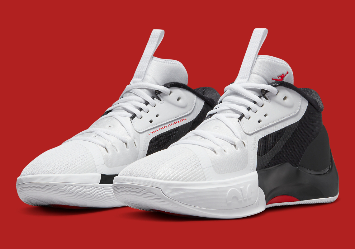 Jordan Zoom Separate White Black Red DH0248-051