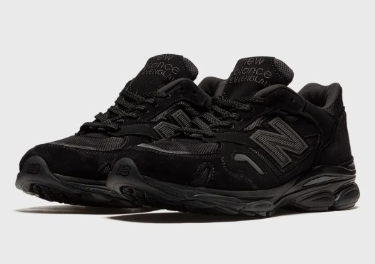 The UK-Made New Balance 920 Appears In "Triple Black"
