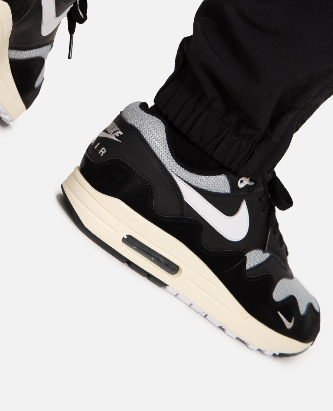Patta's Nike Air Max 1 Waves Is Dropping In Black - Sneaker News