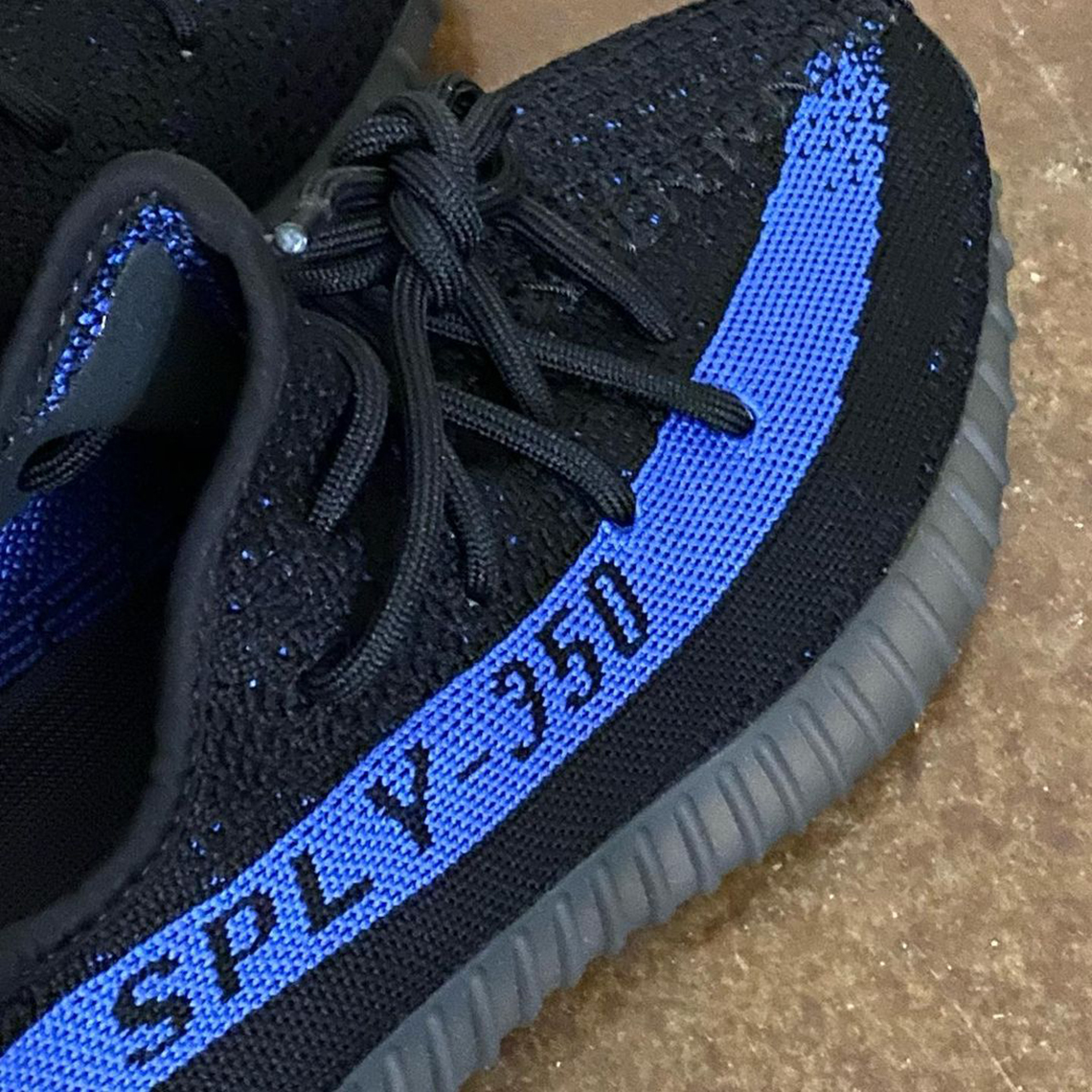 yeezy 350 black blue